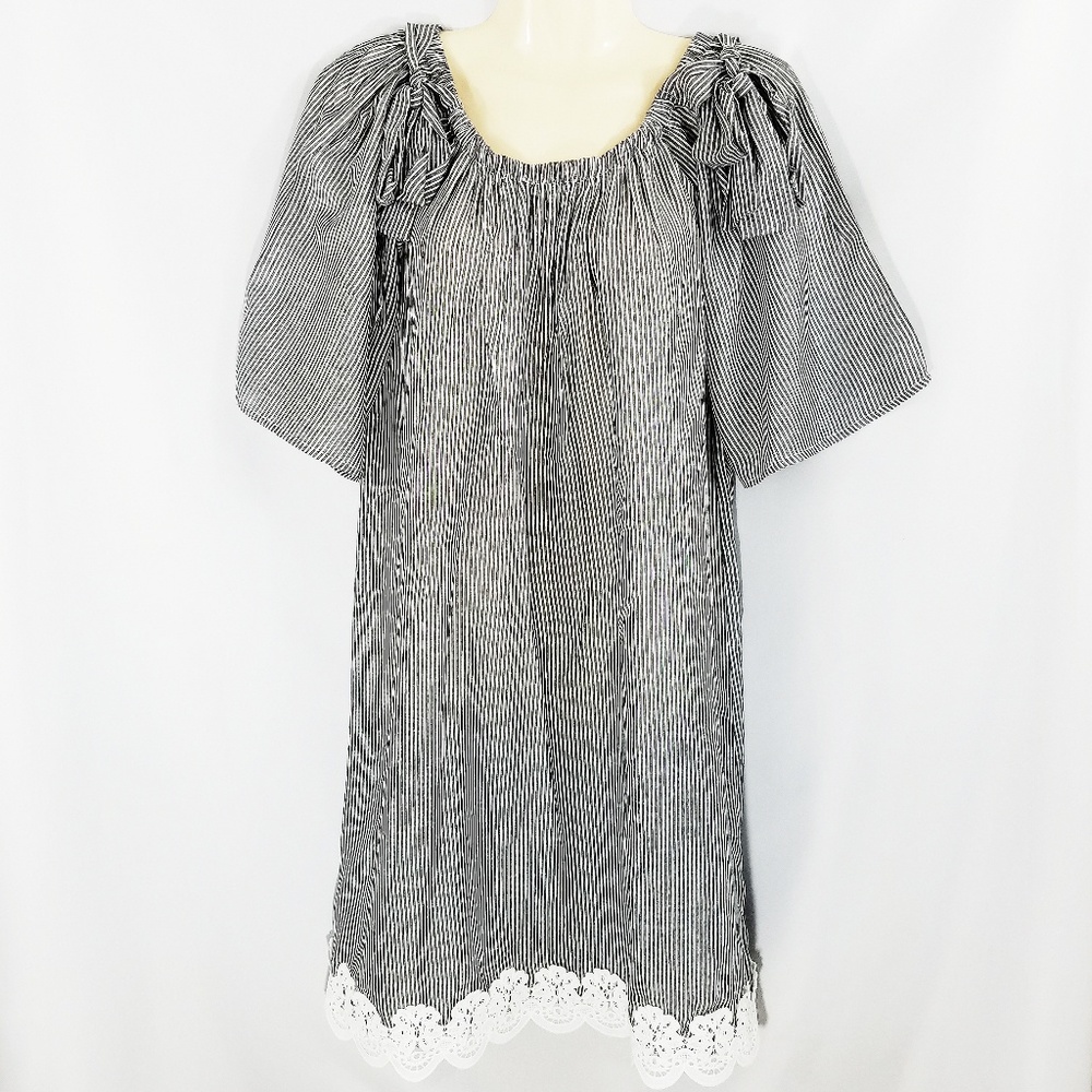 She & Sky Gray/White Stripe Off-Shoulder Dress M